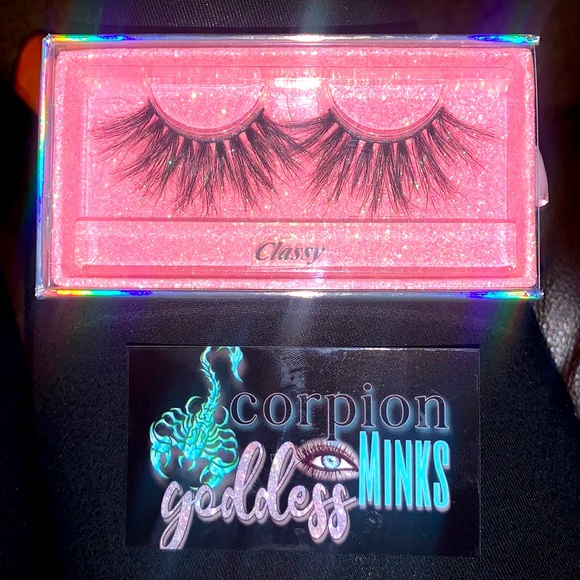 Mink strip lashes - Picture 1 of 3